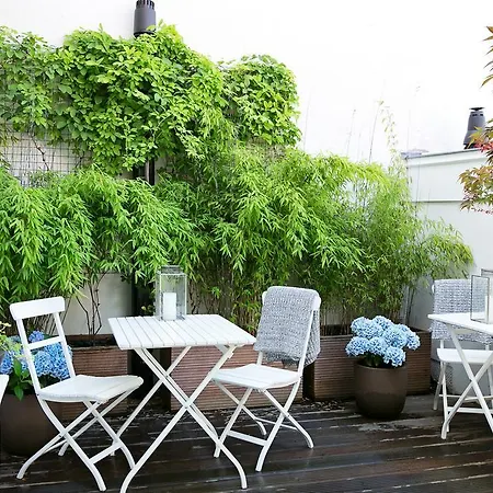 Bacan Bed & Breakfast * The Hague